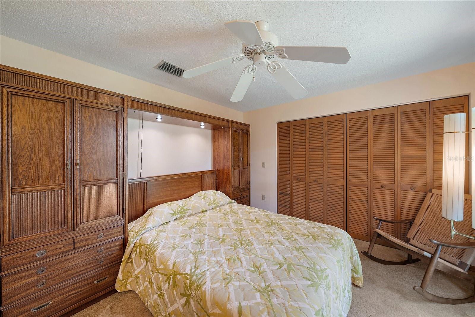 Image 40 of 65 For 2910 Old Orchard Lane