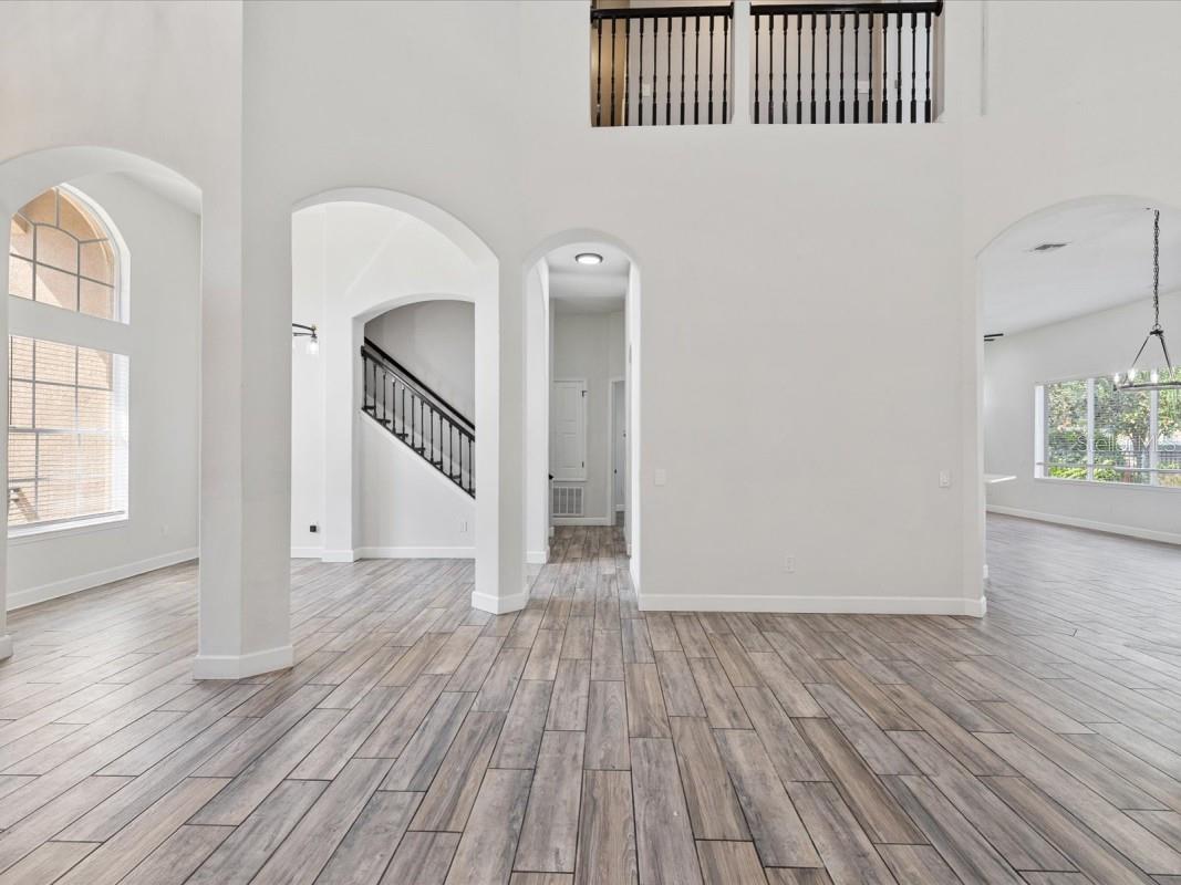 Listing photo id 10 for 20115 Shady Hill Lane