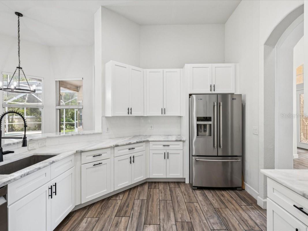 Listing photo id 12 for 20115 Shady Hill Lane