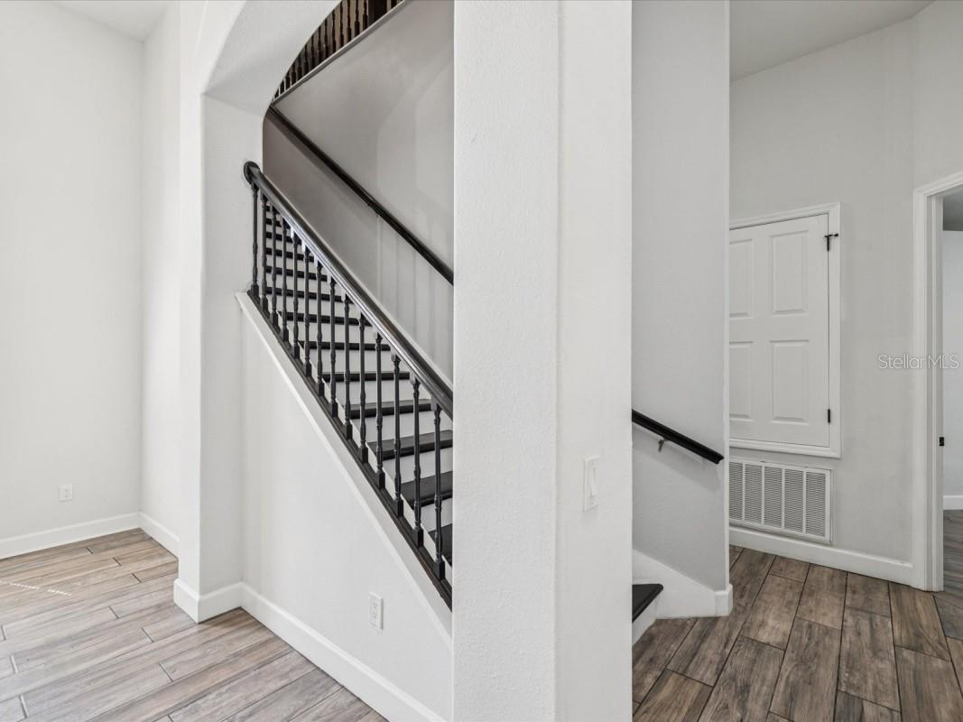 Listing photo id 32 for 20115 Shady Hill Lane