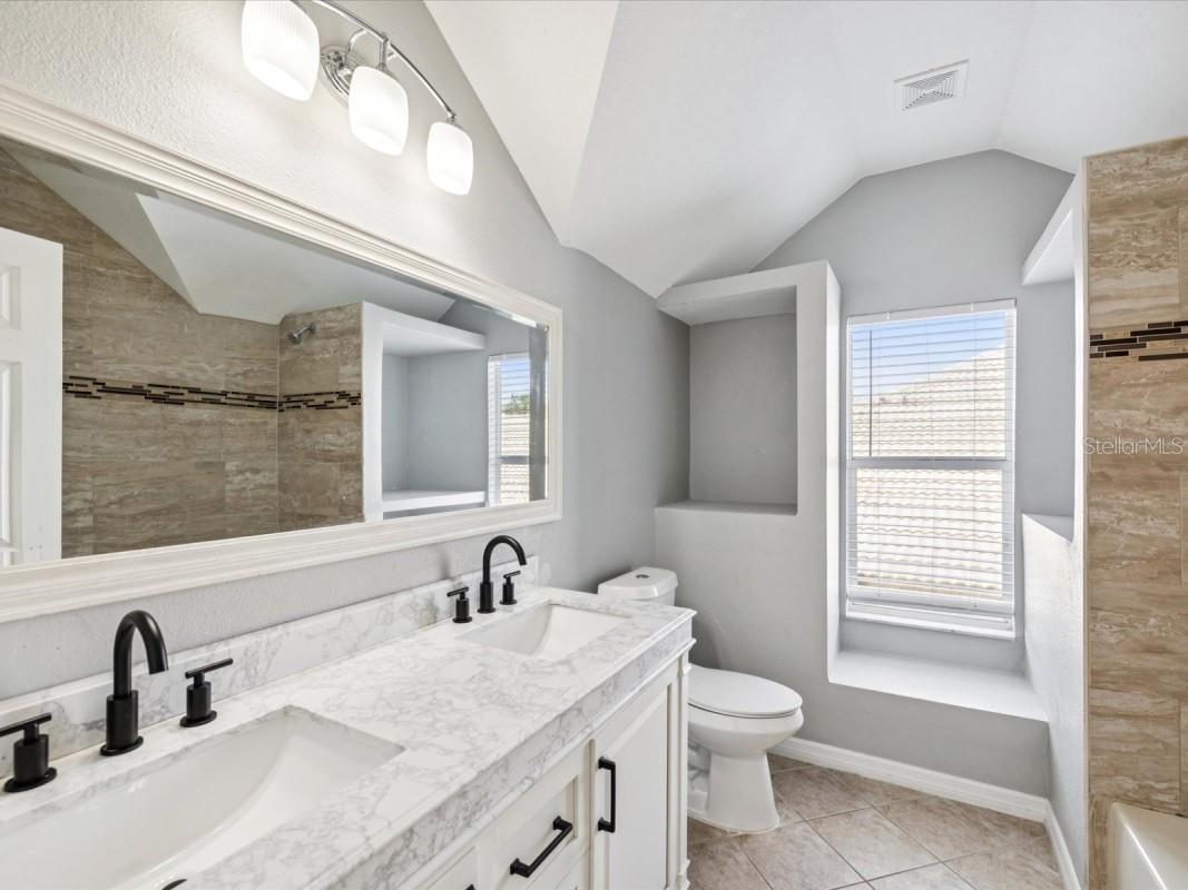 Listing photo id 35 for 20115 Shady Hill Lane