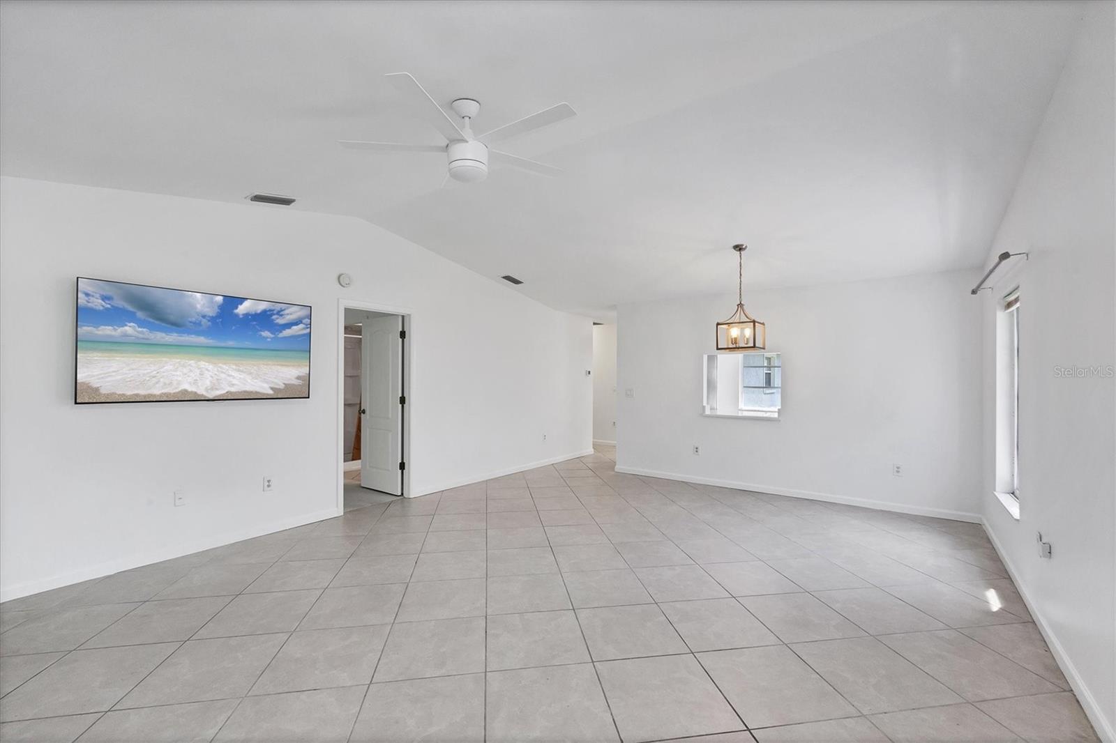 Image 11 of 45 For 5920 Bonaventure Place