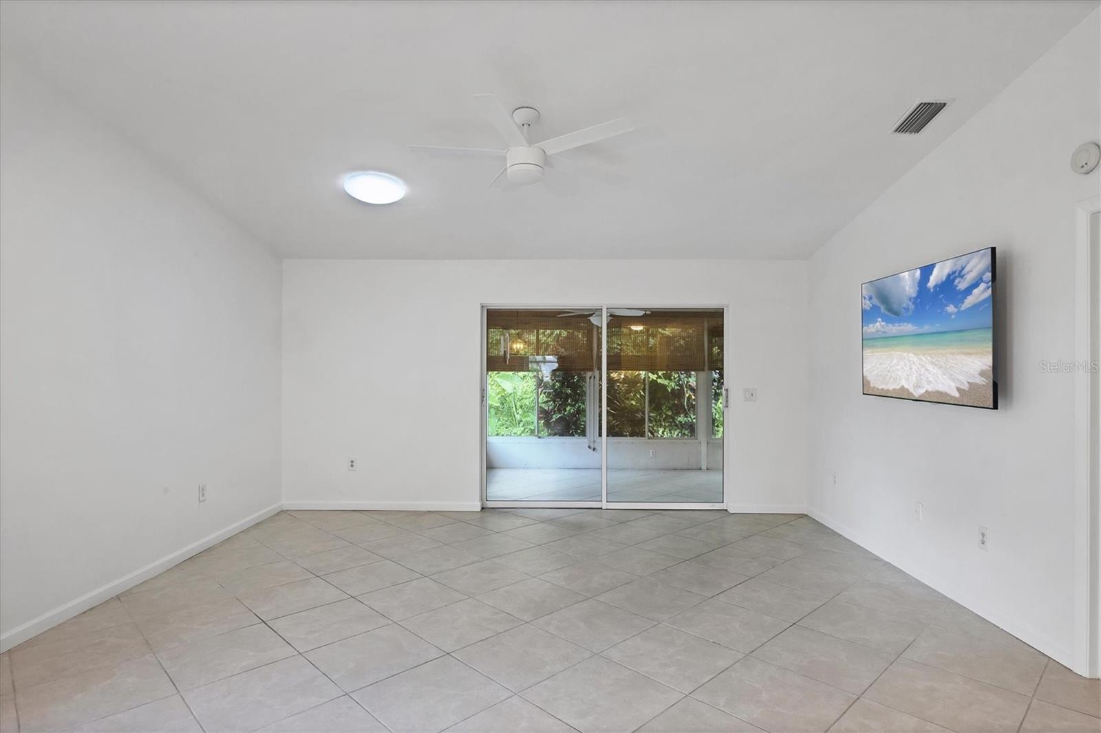 Image 8 of 45 For 5920 Bonaventure Place