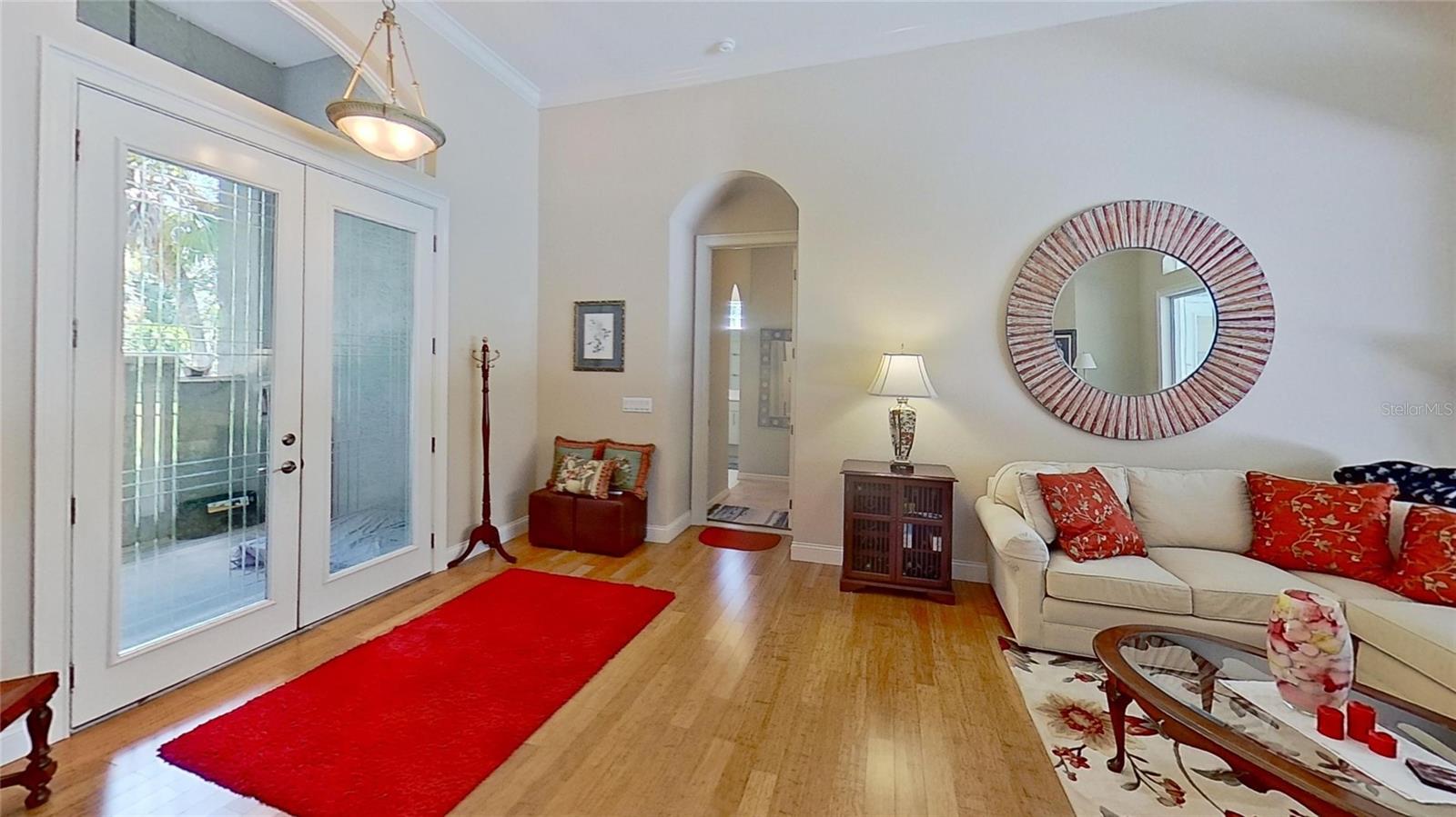 Image 11 of 44 For 500 Suffolk Circle