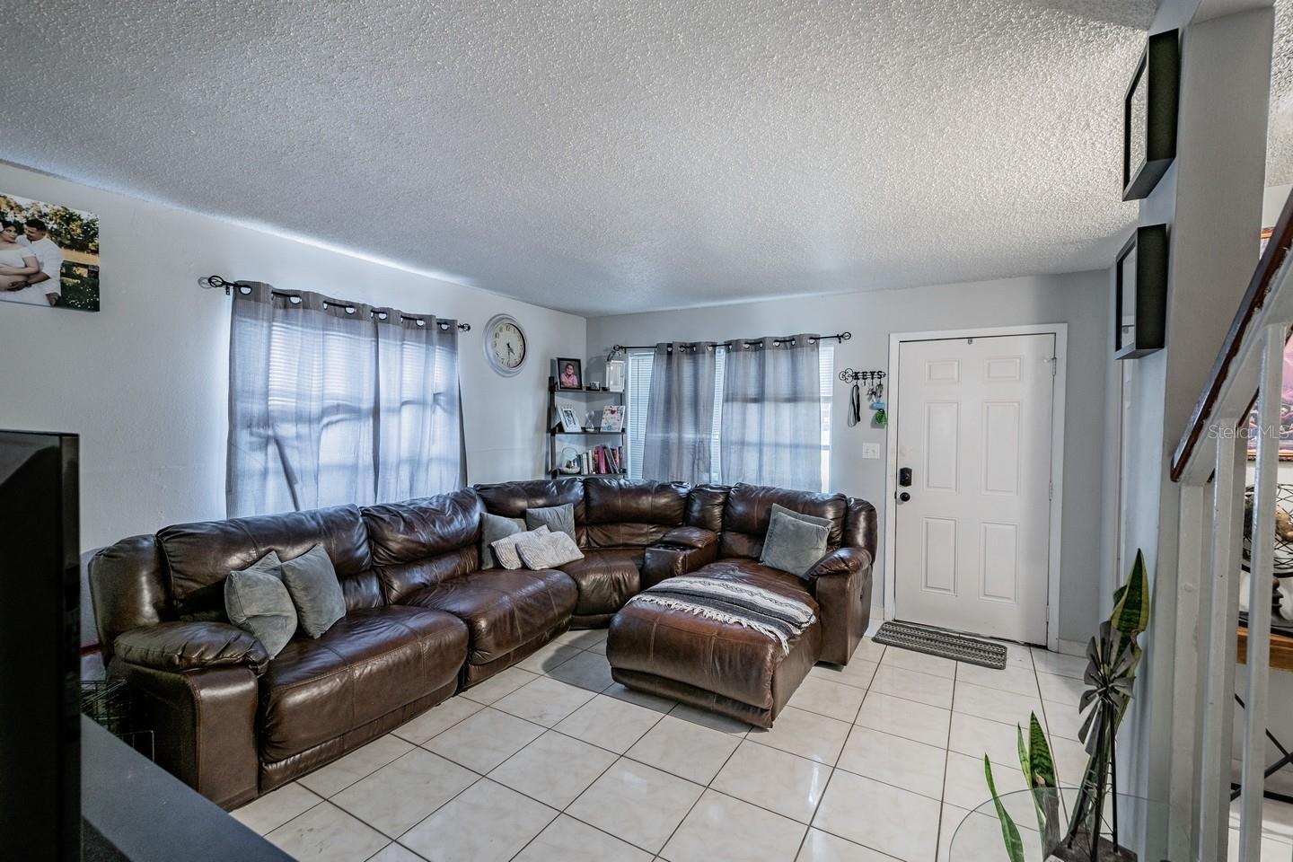 Image 15 of 31 For 210 Amherst Avenue 100