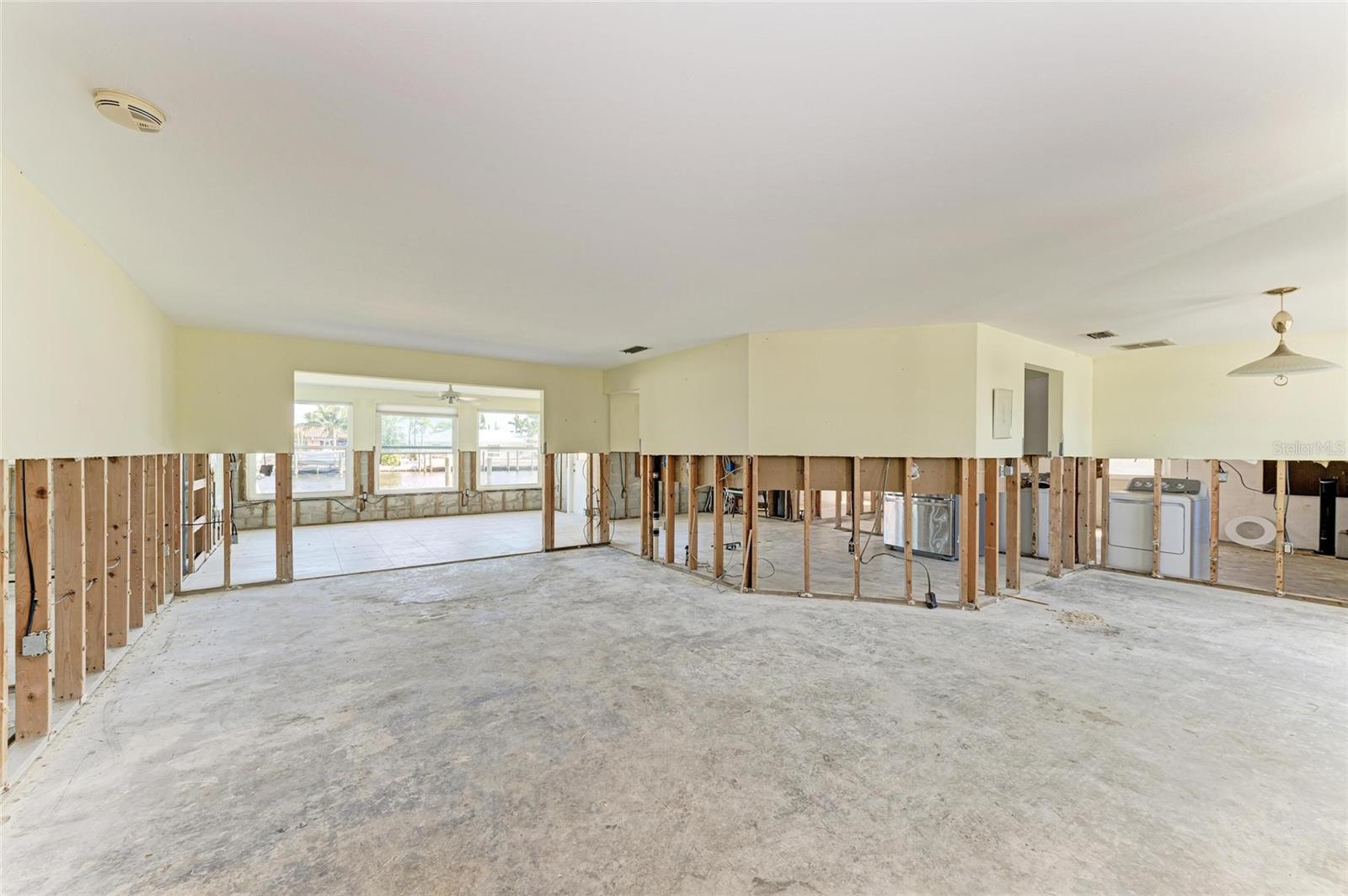 Image 11 of 57 For 517 68th Street
