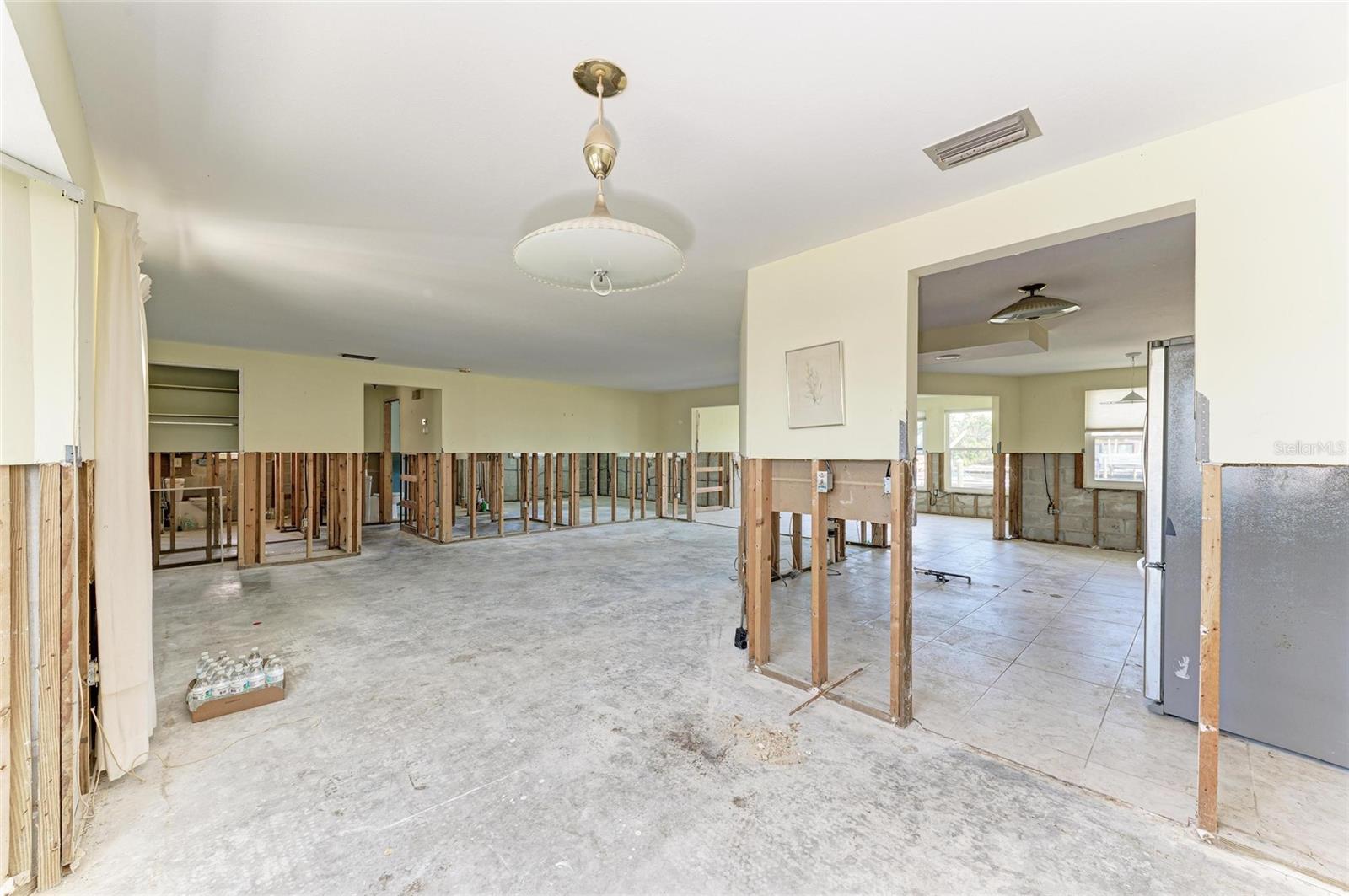 Image 15 of 57 For 517 68th Street