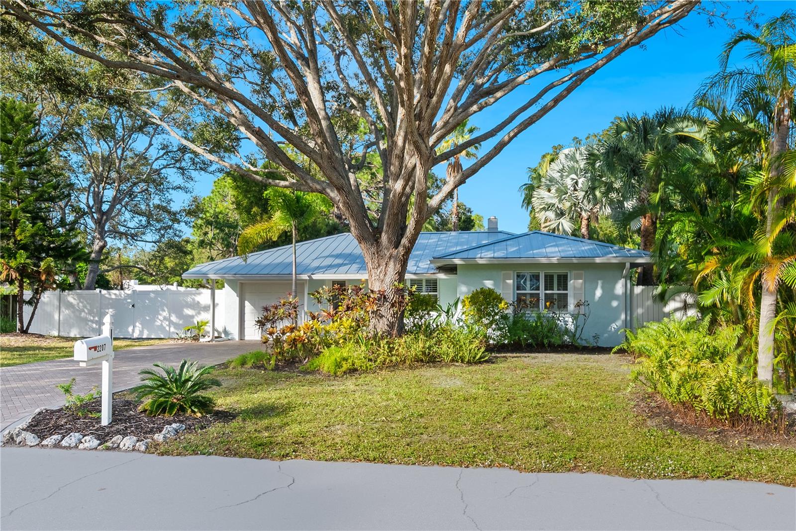 Image 32 of 34 For 2207 Clematis Street