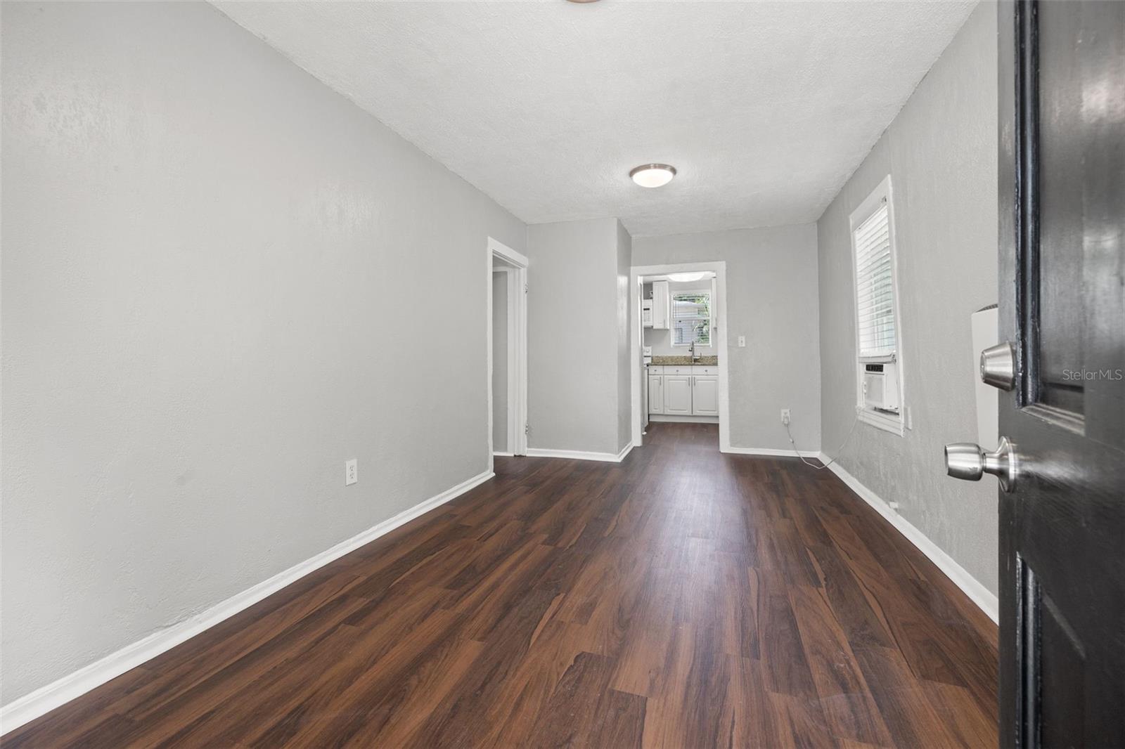 Image 20 of 42 For 1040 19th Avenue N