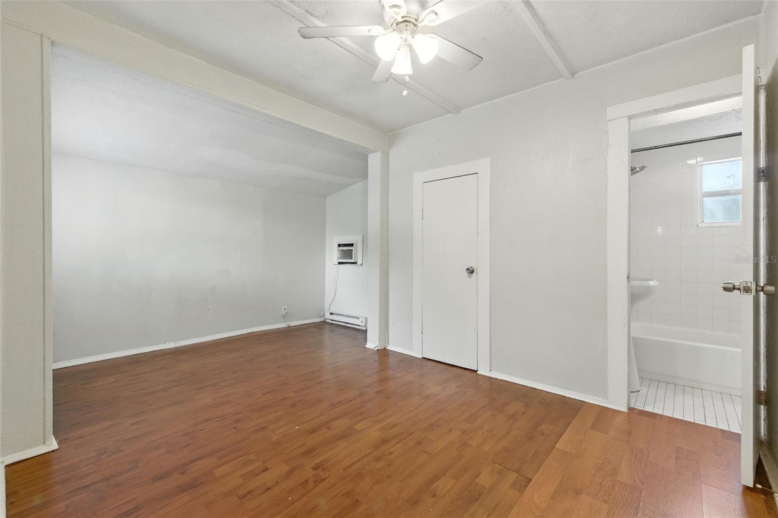 Image 8 of 42 For 1040 19th Avenue N