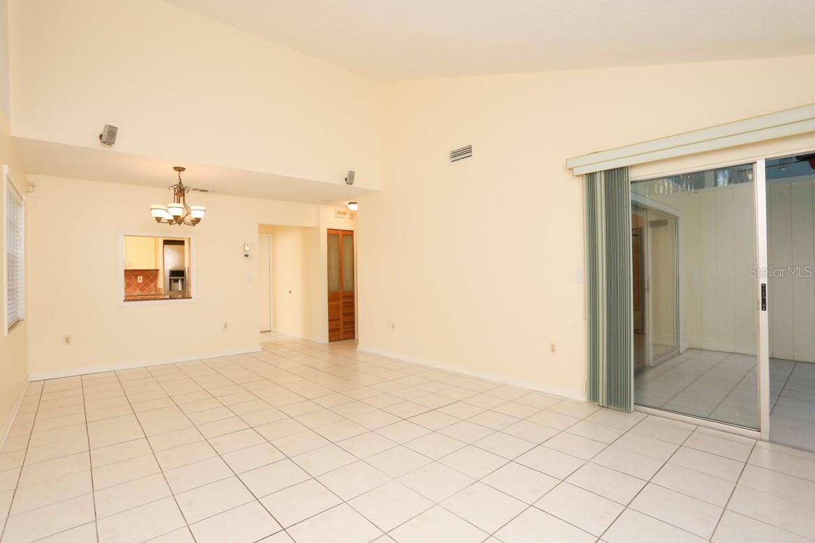Image 10 of 29 For 4755 Village Gardens Drive 88