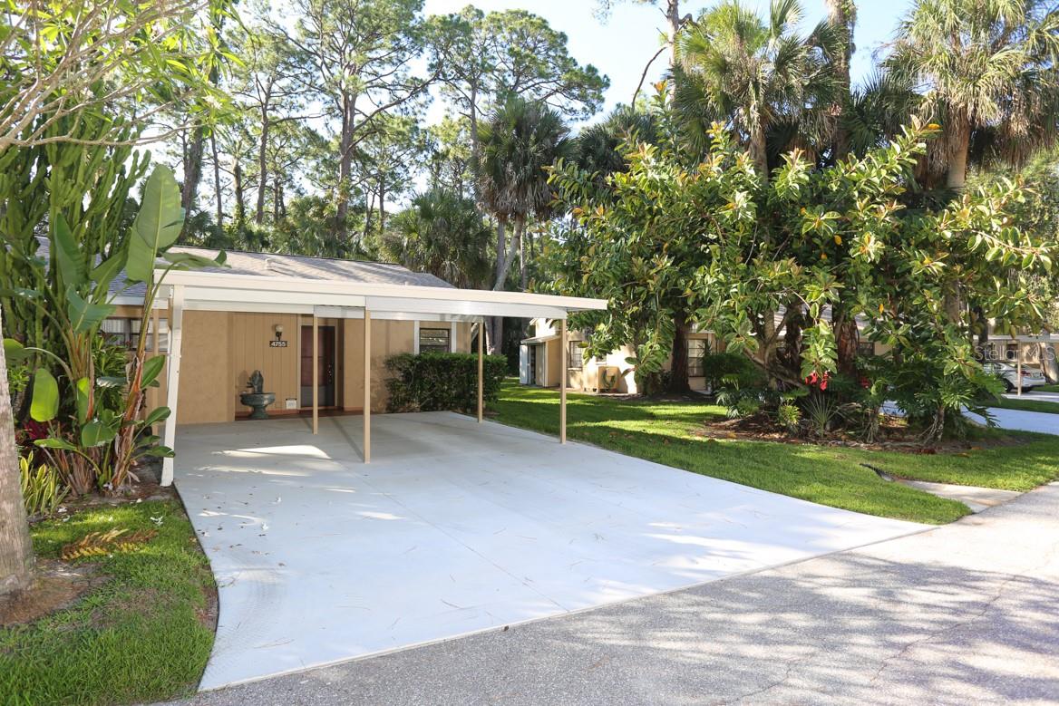Image 3 of 29 For 4755 Village Gardens Drive 88