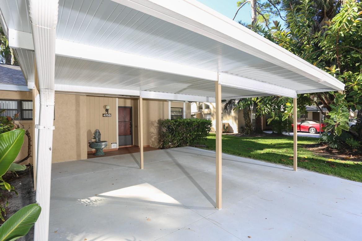 Image 5 of 29 For 4755 Village Gardens Drive 88