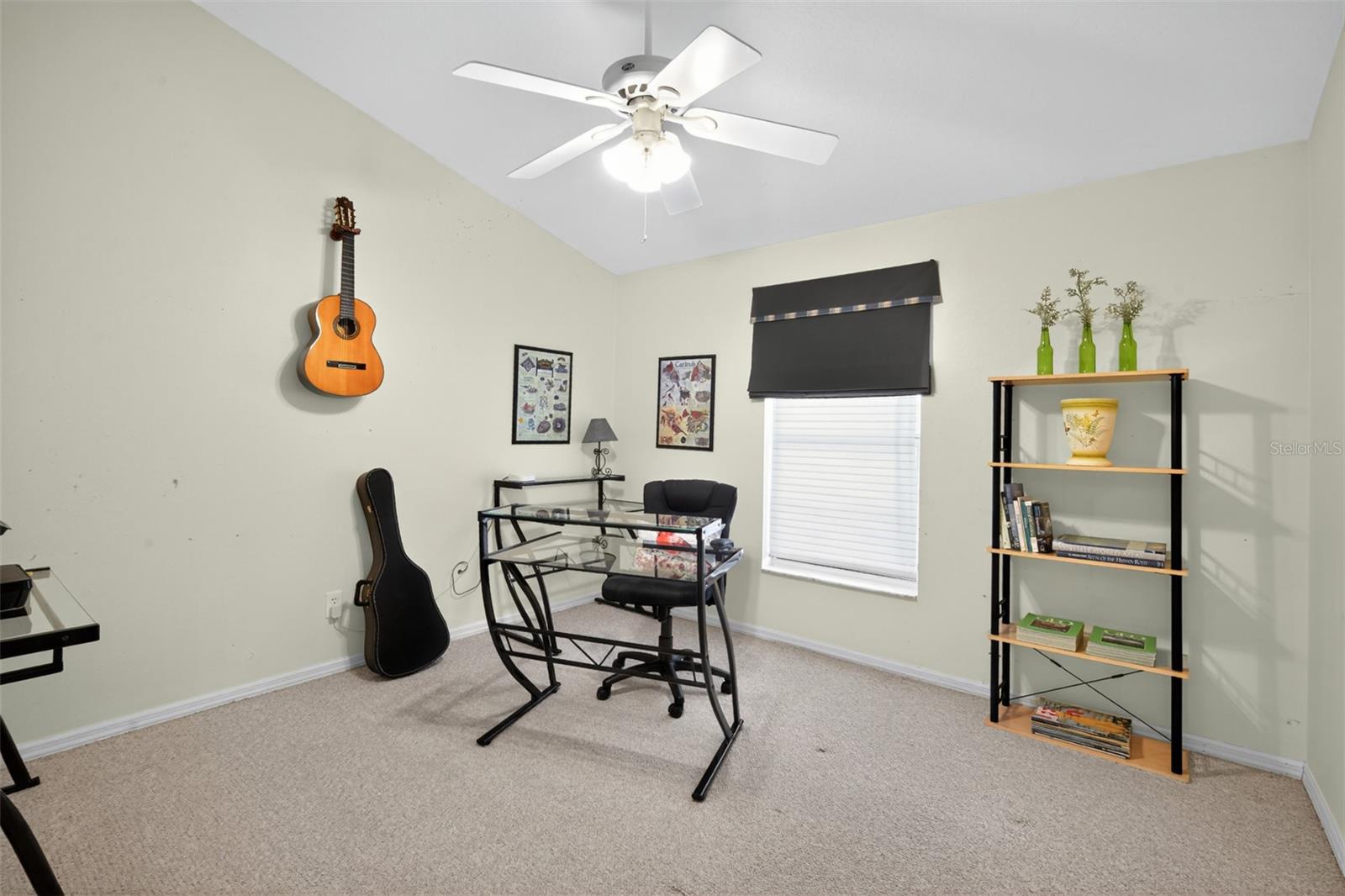 Image 17 of 21 For 16005 Ridley Place