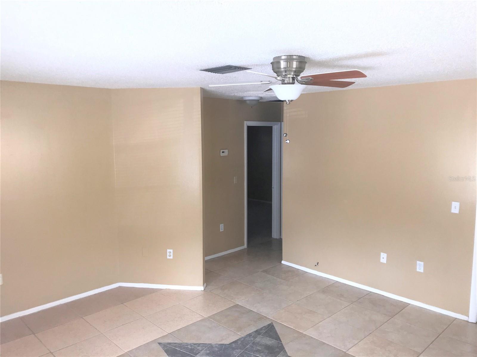Image 7 of 13 For 5420 23rd St Court W
