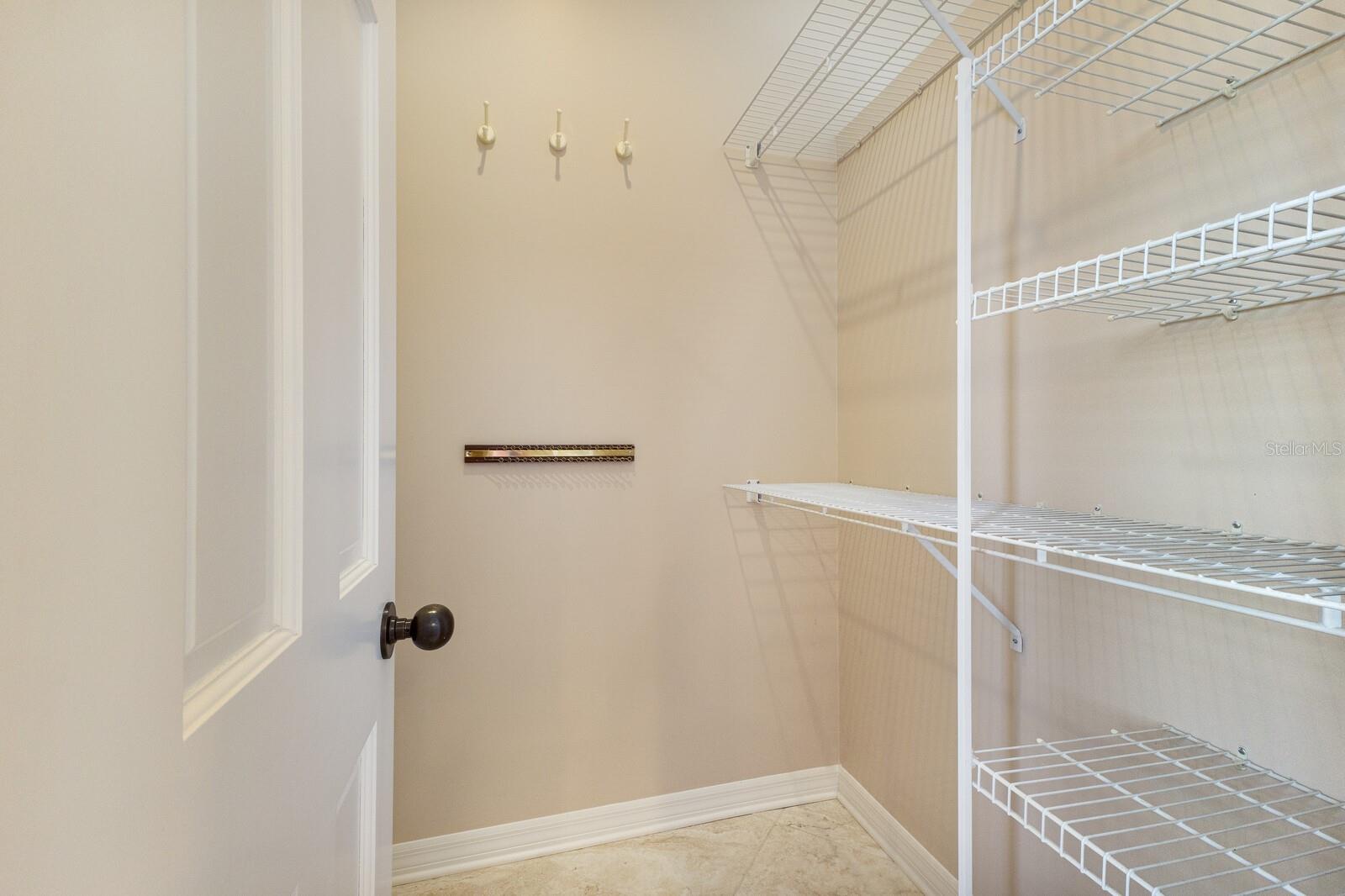 Image 18 of 48 For 2991 Wilderness Boulevard E