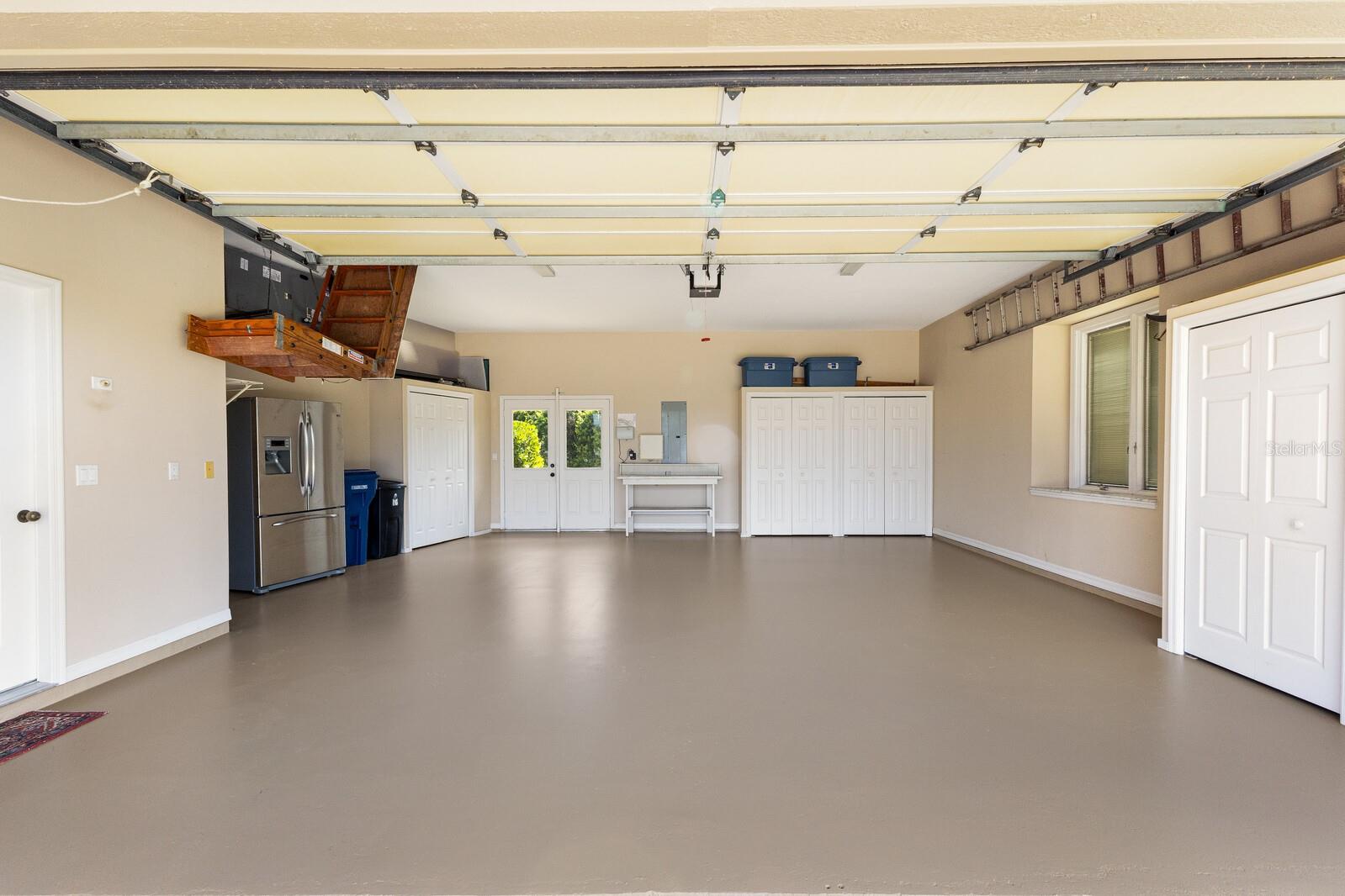 Image 25 of 48 For 2991 Wilderness Boulevard E