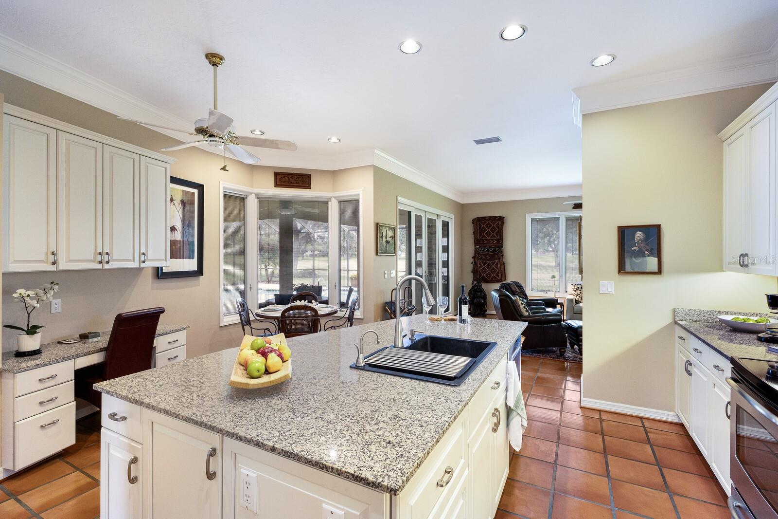 Image 3 of 48 For 2991 Wilderness Boulevard E