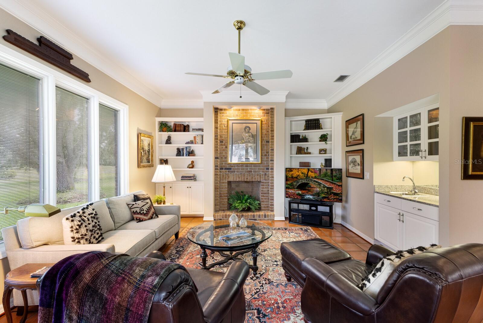 Image 7 of 48 For 2991 Wilderness Boulevard E