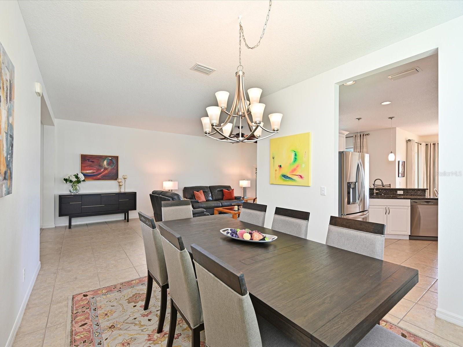Image 11 of 51 For 11907 Forest Park Circle