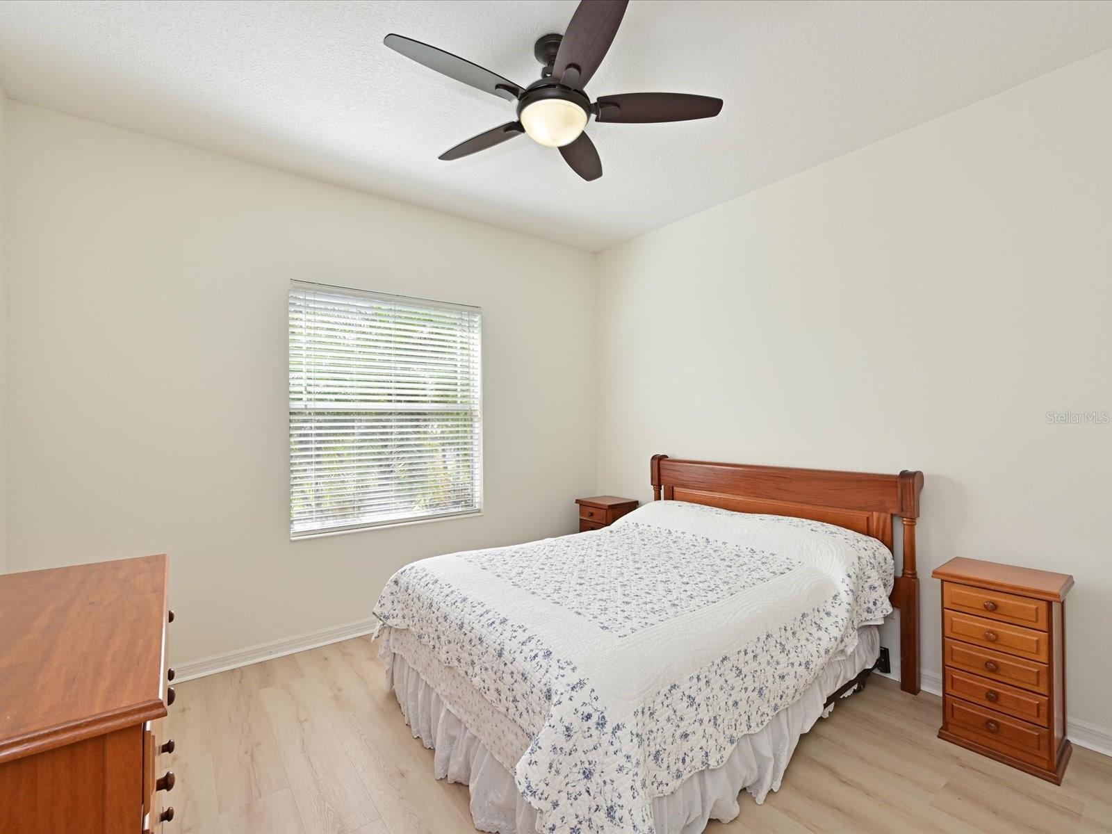 Image 24 of 51 For 11907 Forest Park Circle