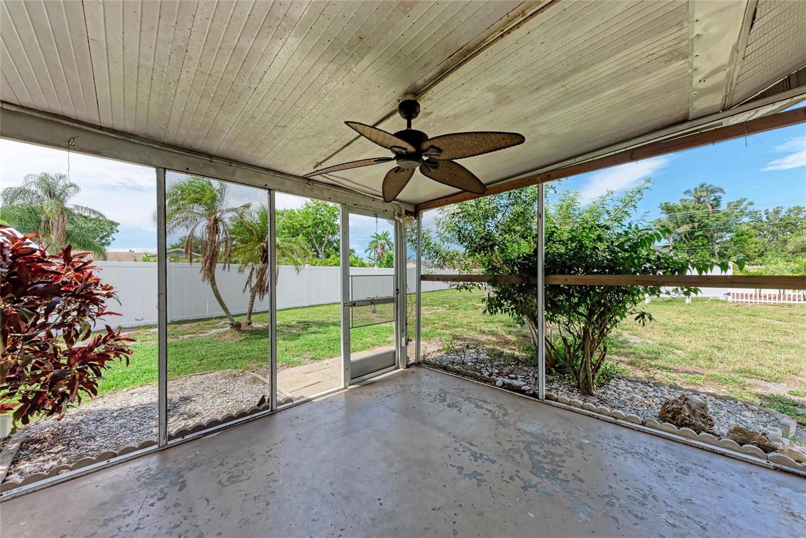 Image 30 of 34 For 7407 14th Avenue W