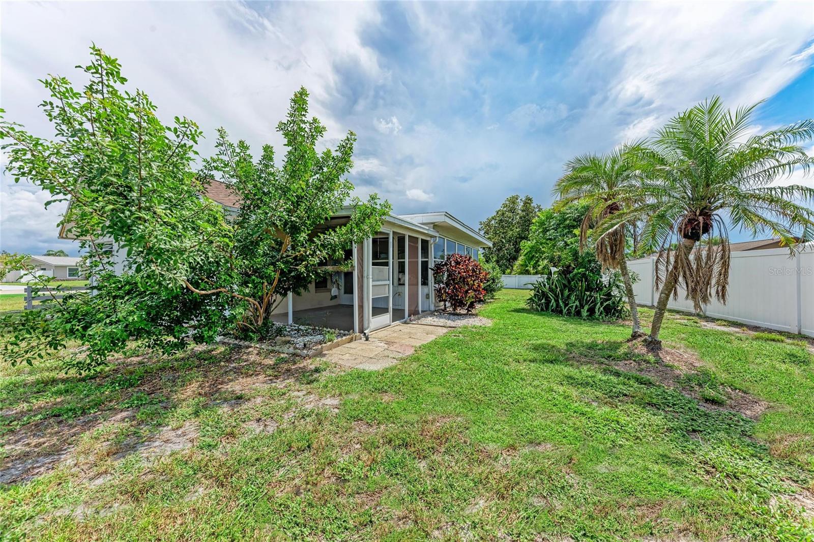 Image 32 of 34 For 7407 14th Avenue W