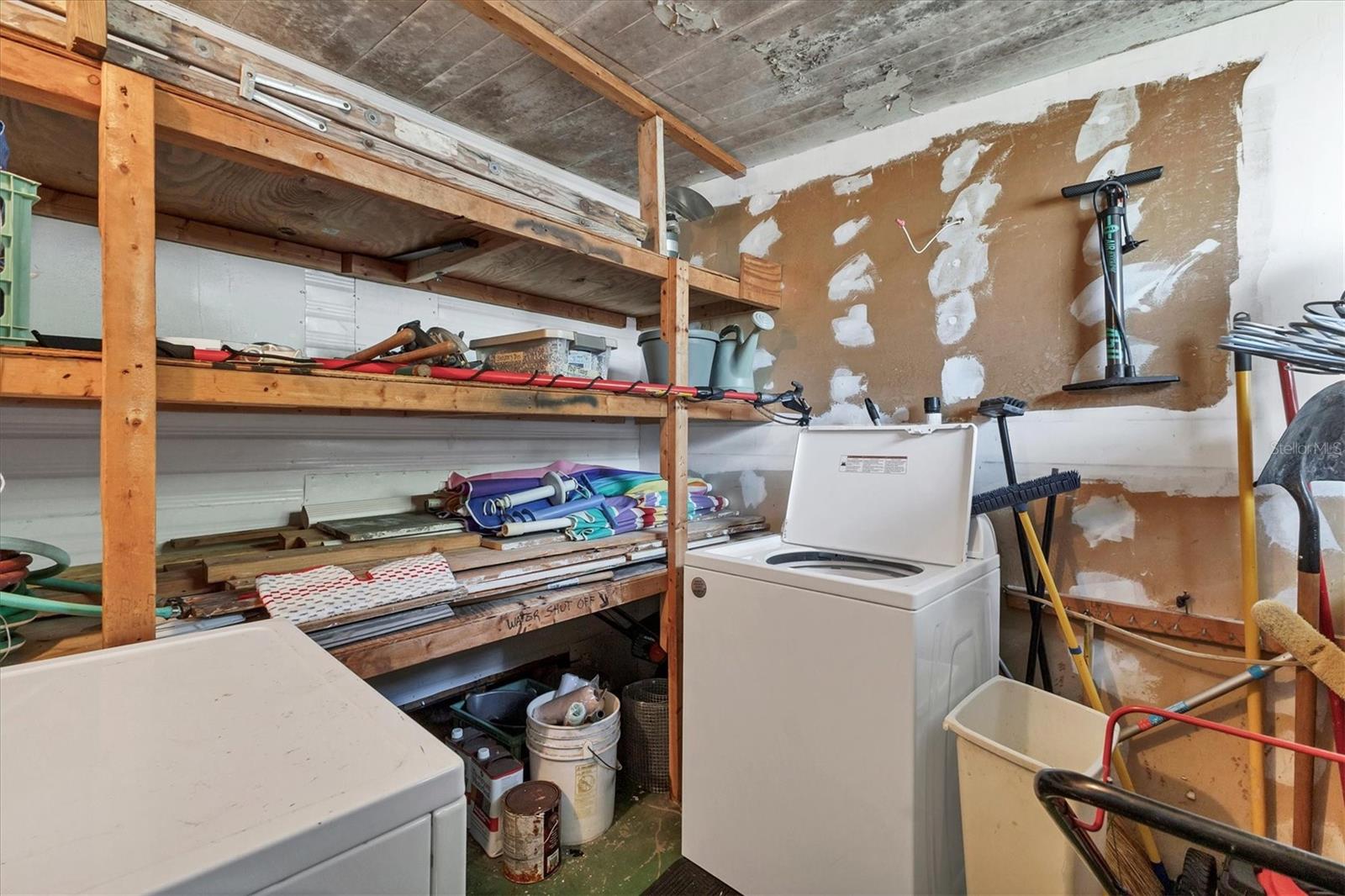 Image 21 of 47 For 1413 41st Avenue E