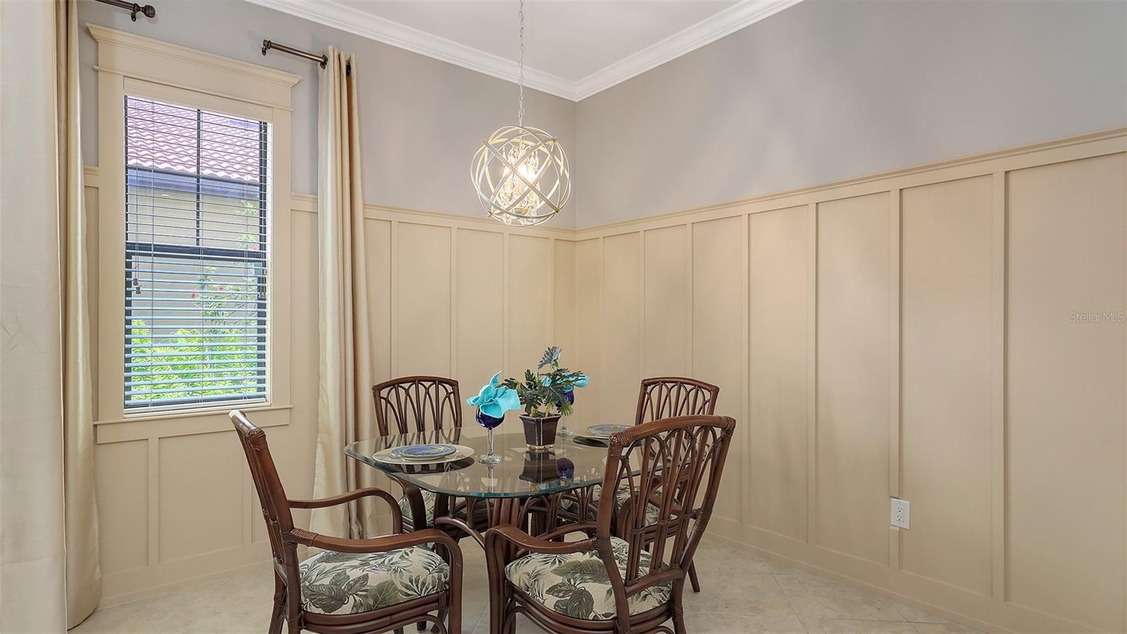 Image 18 of 56 For 10612 Glencorse Terrace