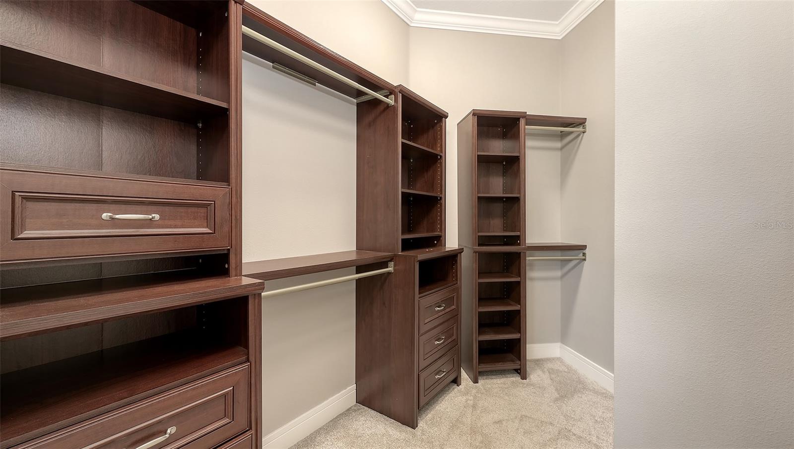 Image 25 of 56 For 10612 Glencorse Terrace