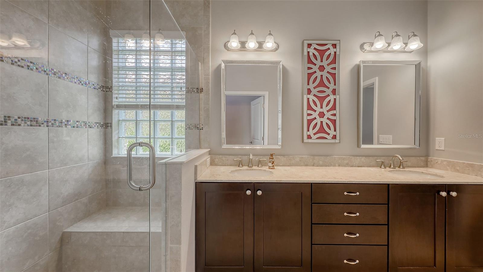 Image 27 of 56 For 10612 Glencorse Terrace