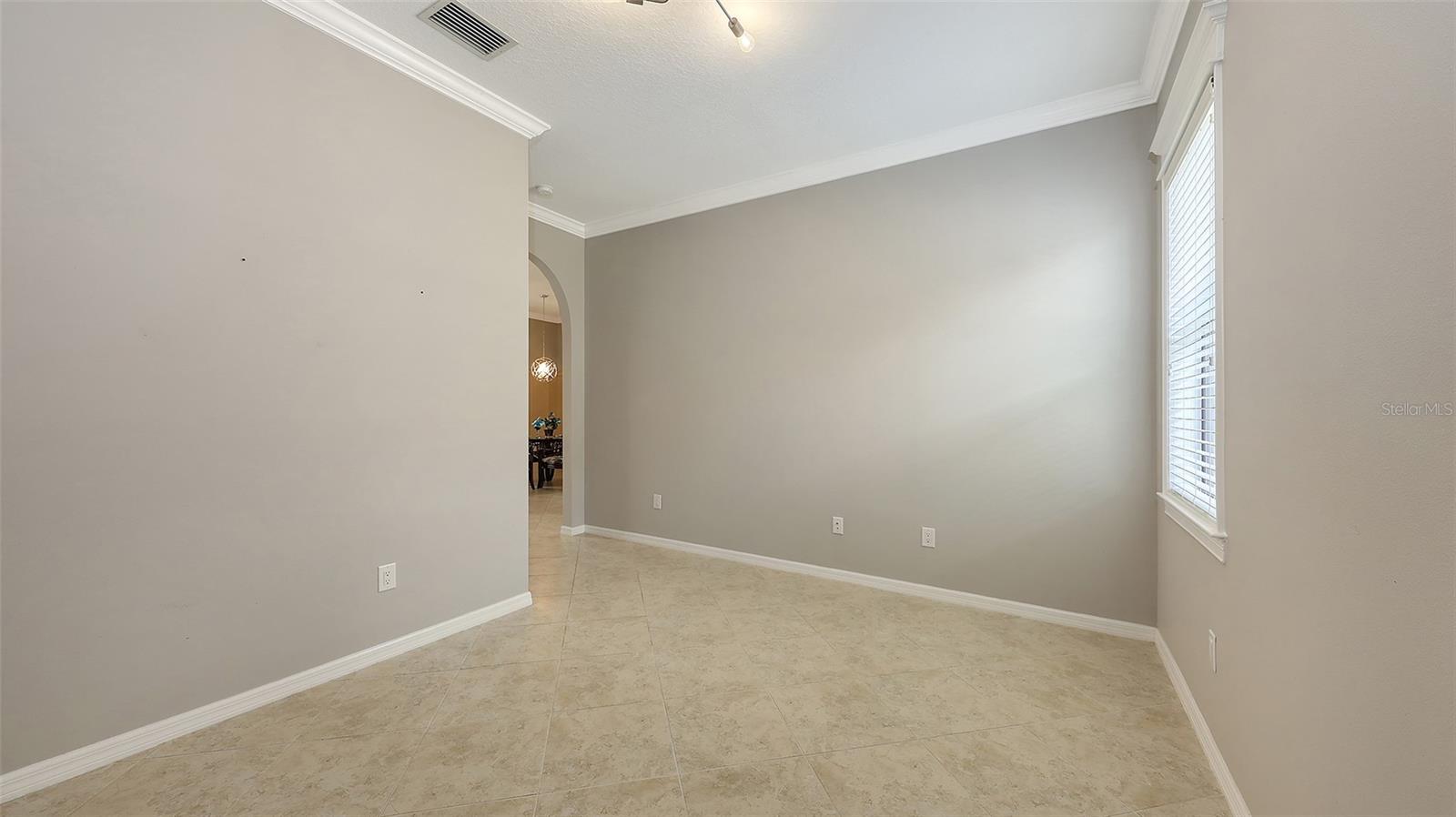 Image 30 of 56 For 10612 Glencorse Terrace