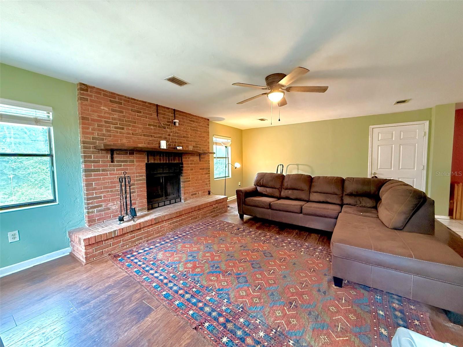 Image 11 of 25 For 4821 37th Drive