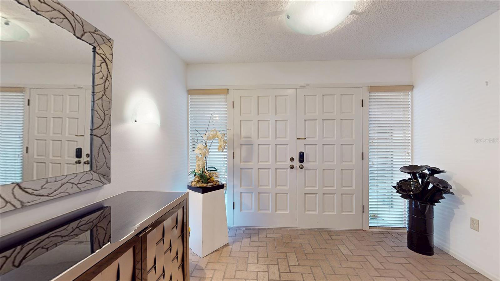 Image 11 of 41 For 510 Givens Street