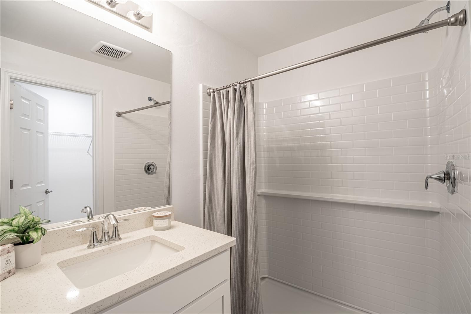Image 6 of 9 For 23307 Rountree Avenue