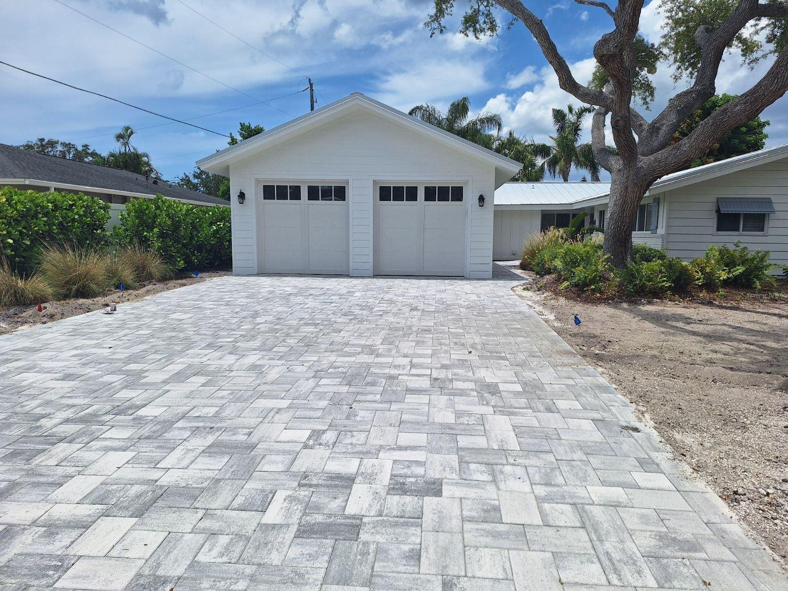 1833 Pandora Drive