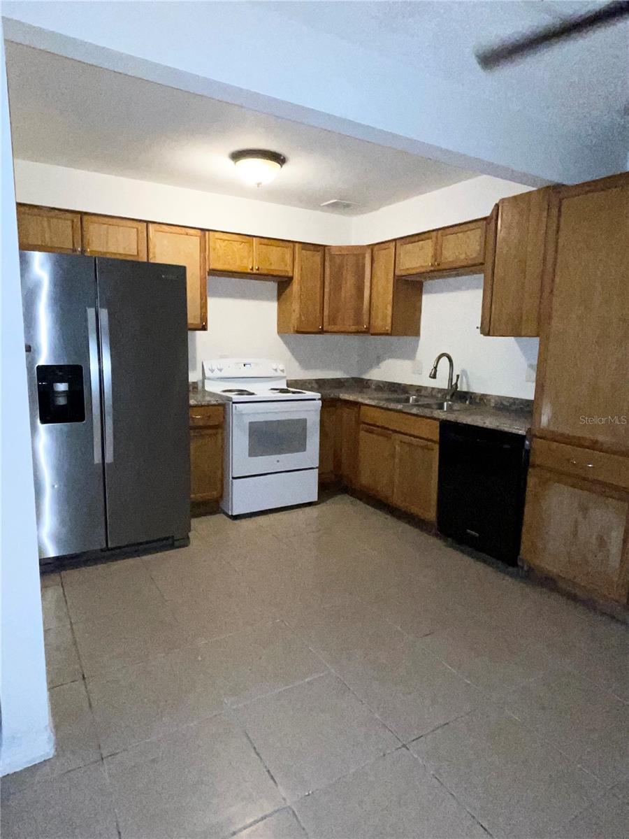 Image 13 of 15 For 428 Granada Boulevard