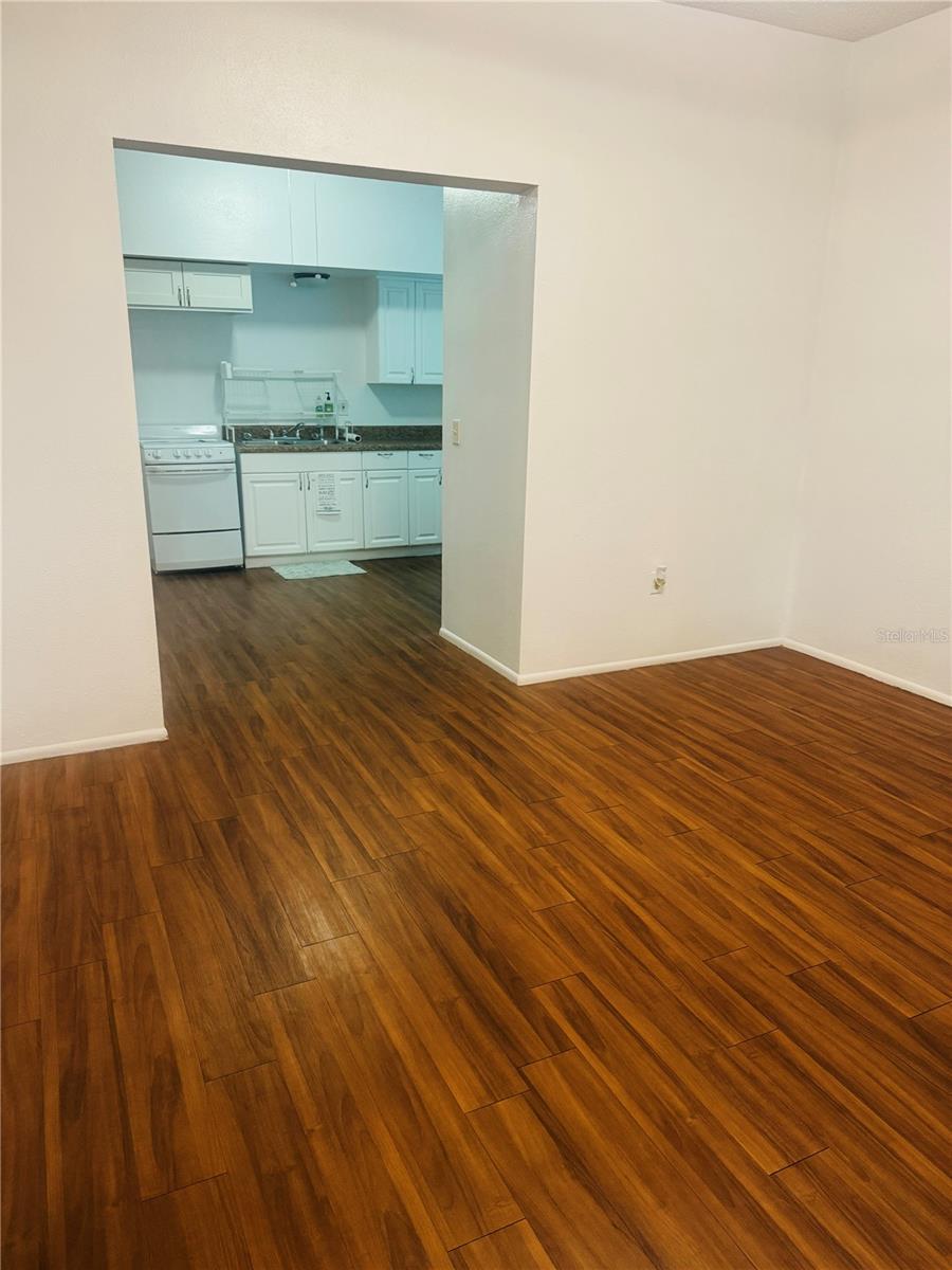 Image 3 of 16 For 1810 17th Street E