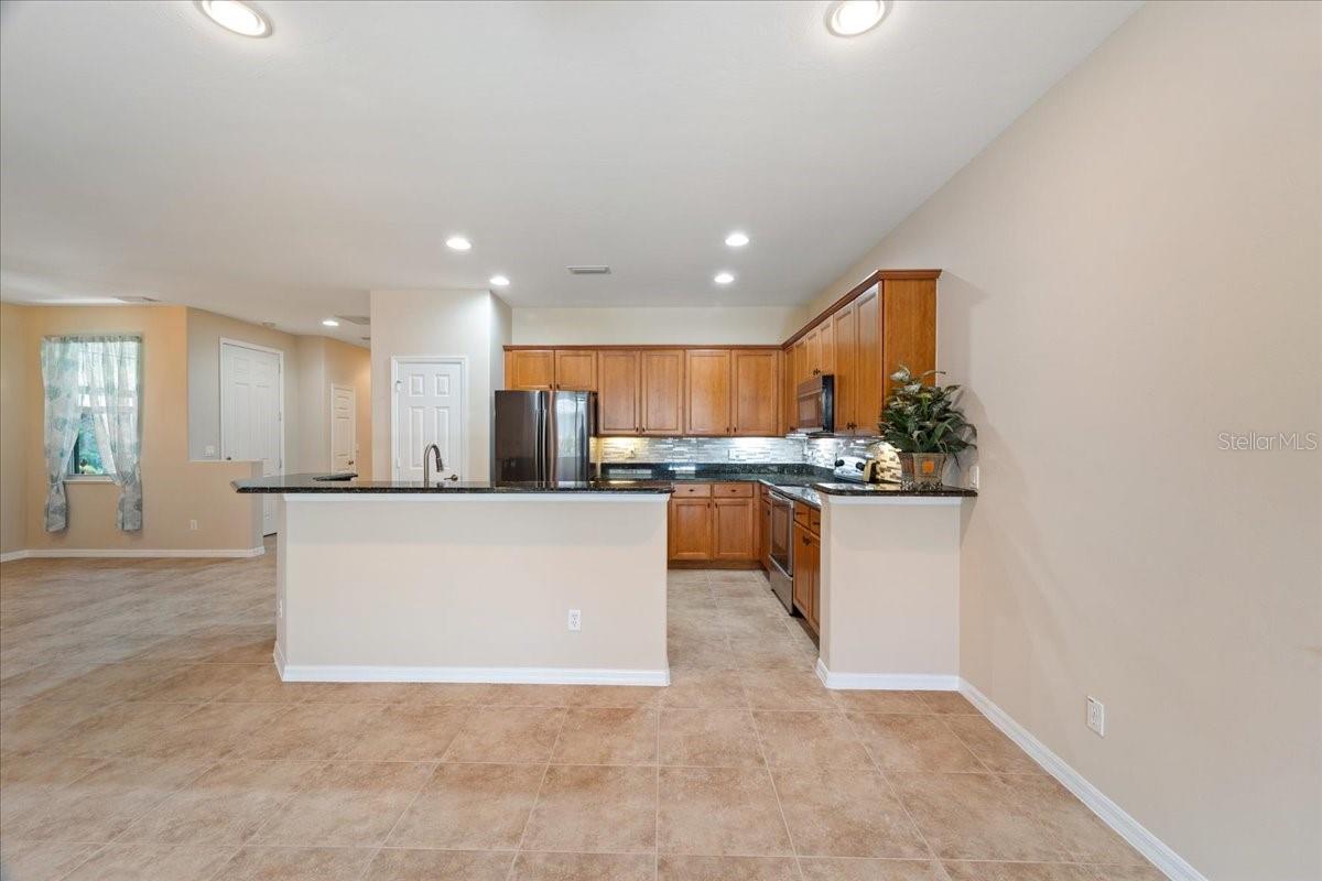 Image 11 of 39 For 10662 Camarelle Circle