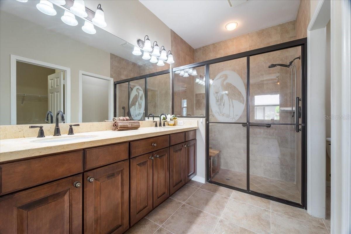 Image 19 of 39 For 10662 Camarelle Circle