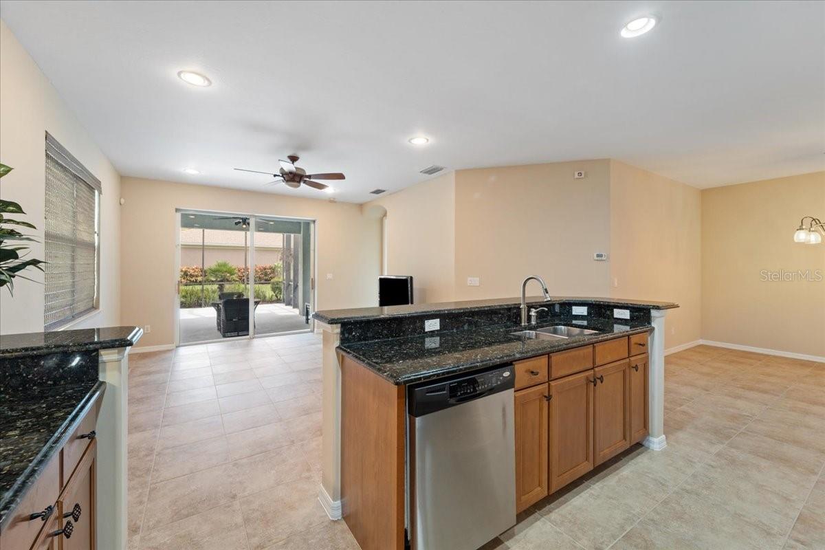Image 9 of 39 For 10662 Camarelle Circle
