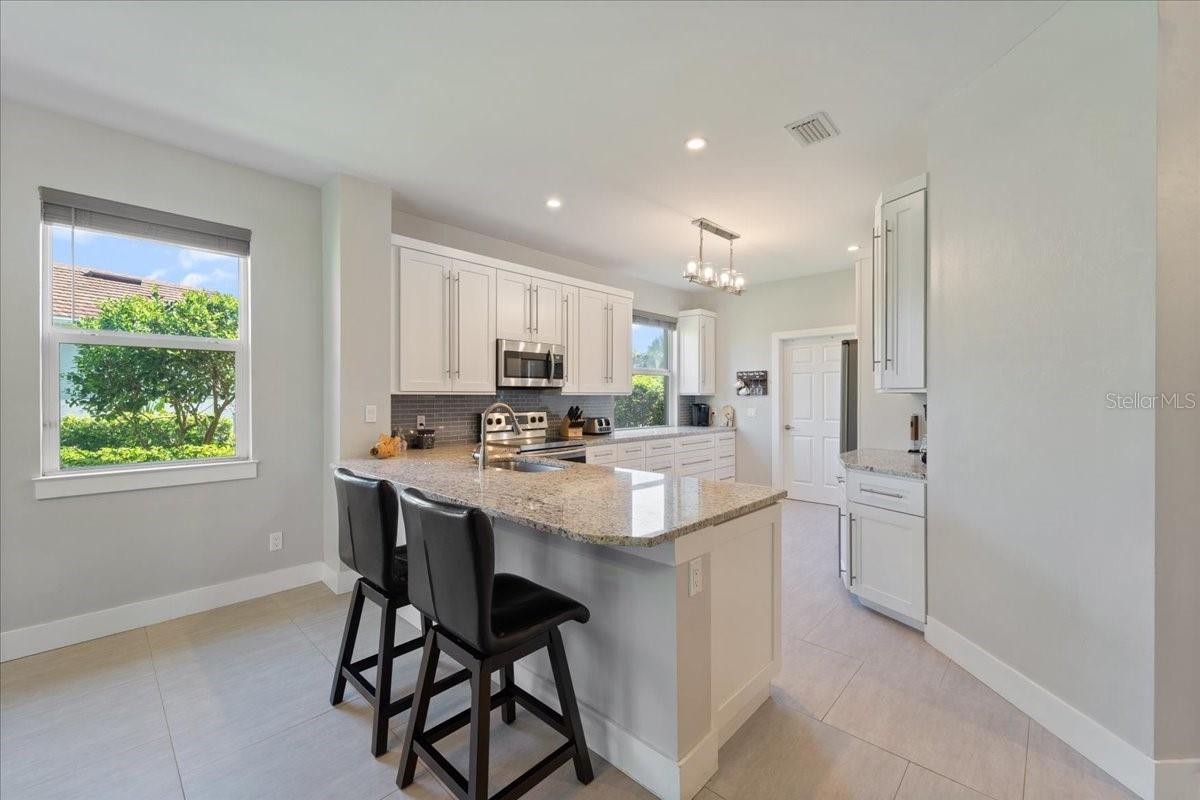 Image 11 of 40 For 10648 Camarelle Circle