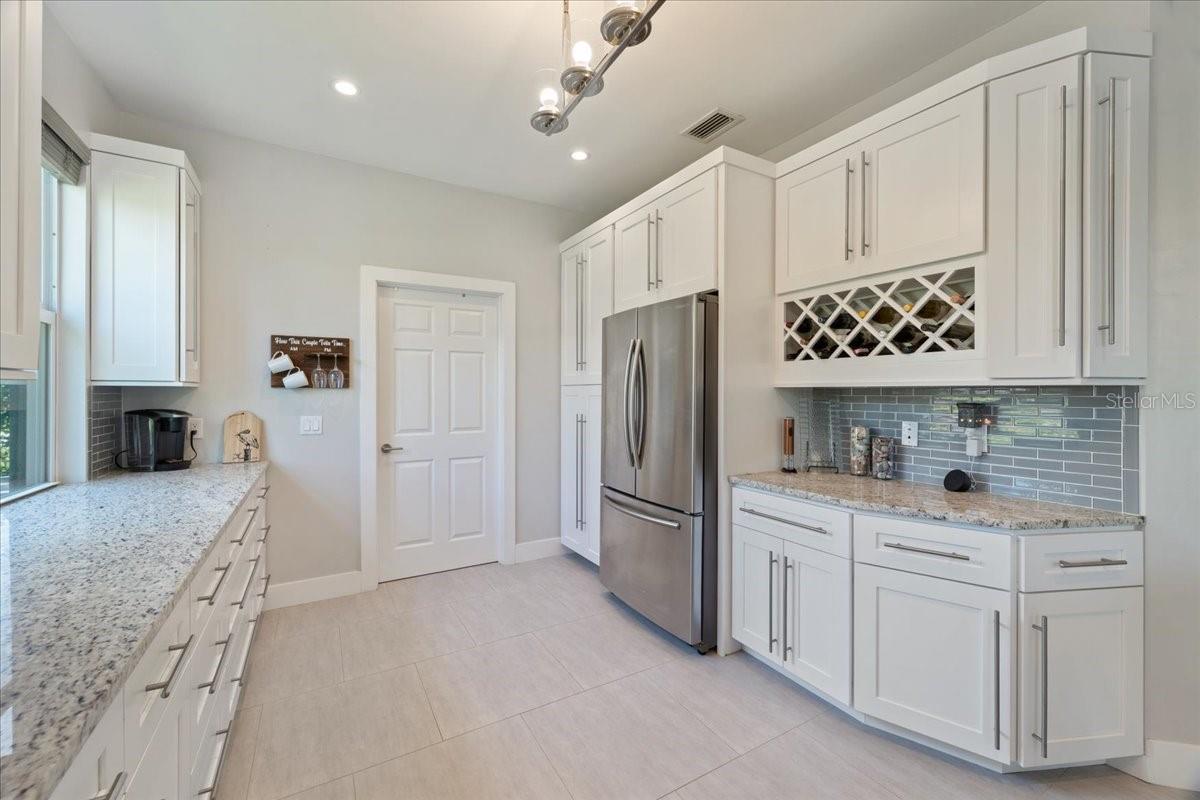Image 14 of 40 For 10648 Camarelle Circle