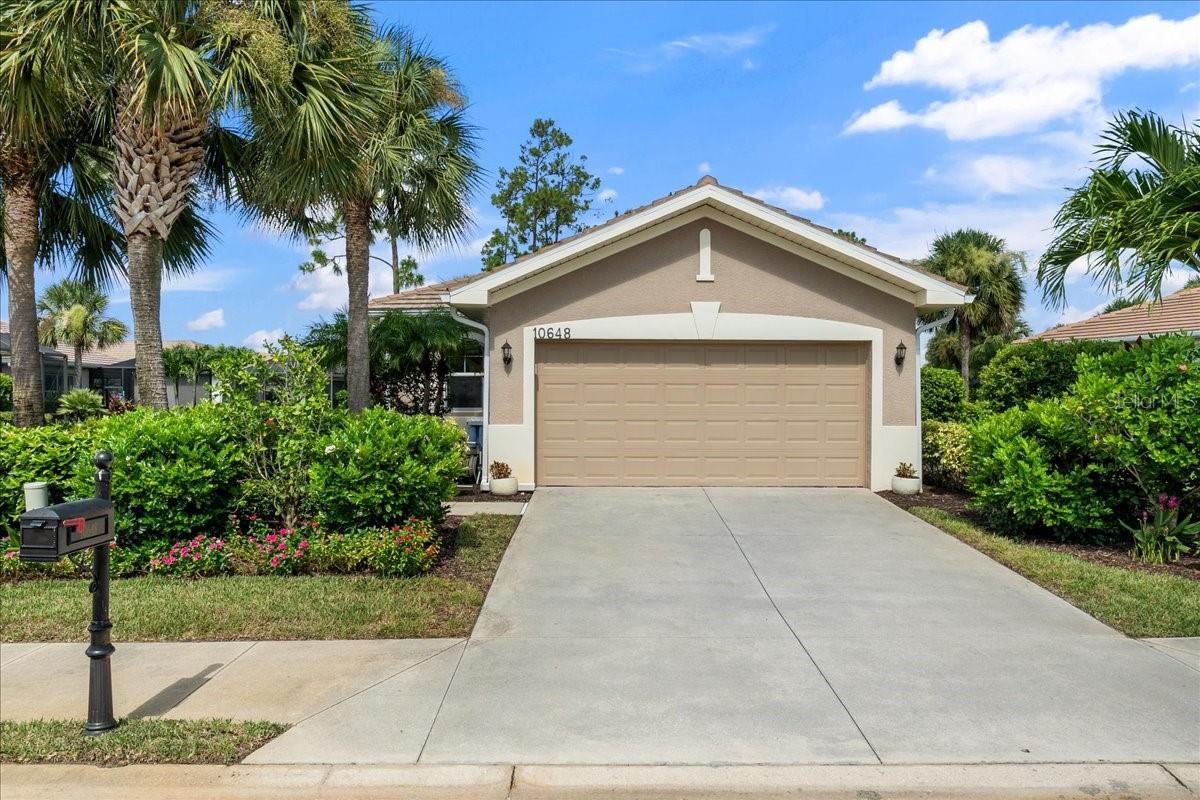 Image 5 of 40 For 10648 Camarelle Circle