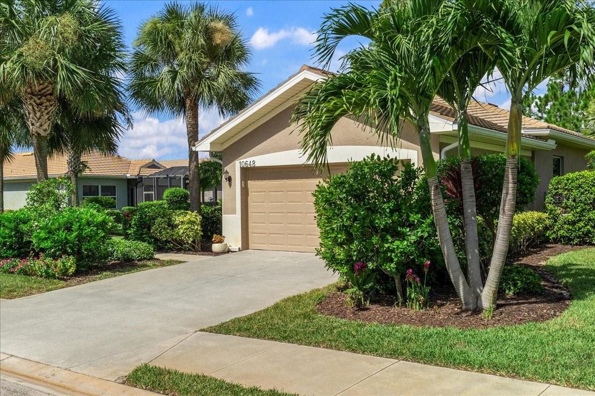 Image 6 of 40 For 10648 Camarelle Circle