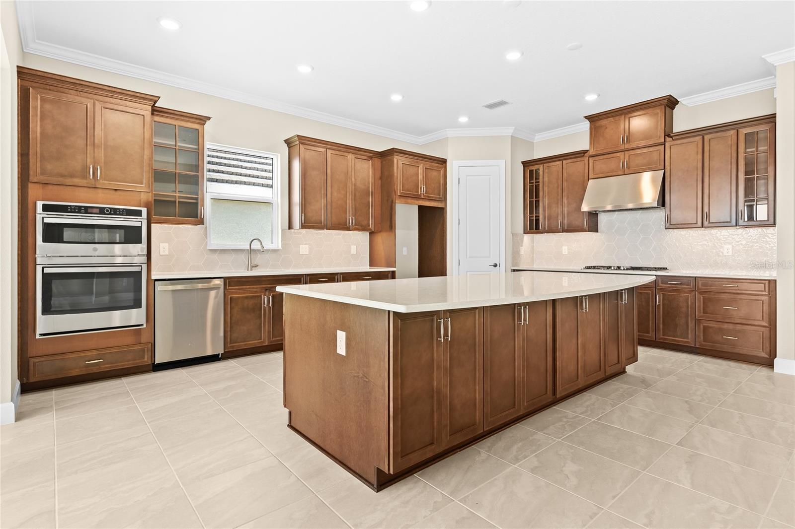 Image 20 of 89 For 10459 Eclipse Street