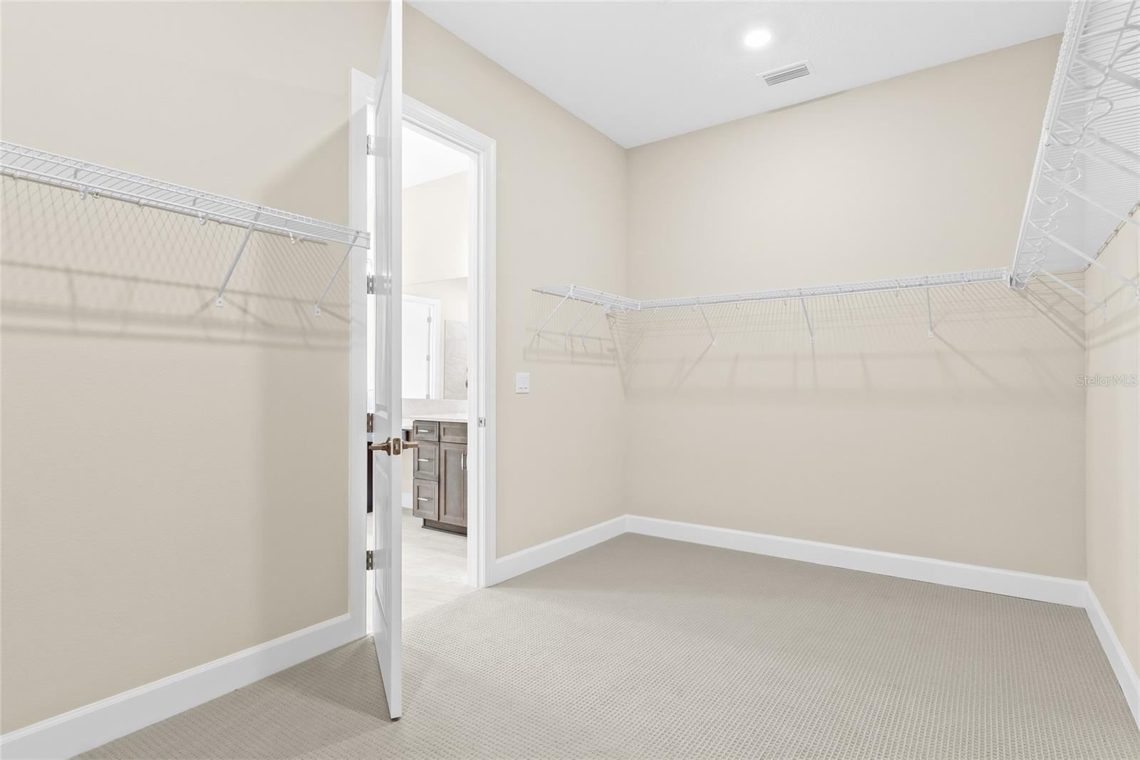 Image 43 of 89 For 10459 Eclipse Street