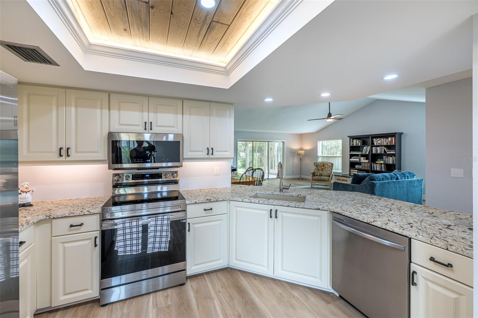 Image 20 of 49 For 3472 Tallywood Circle 7039