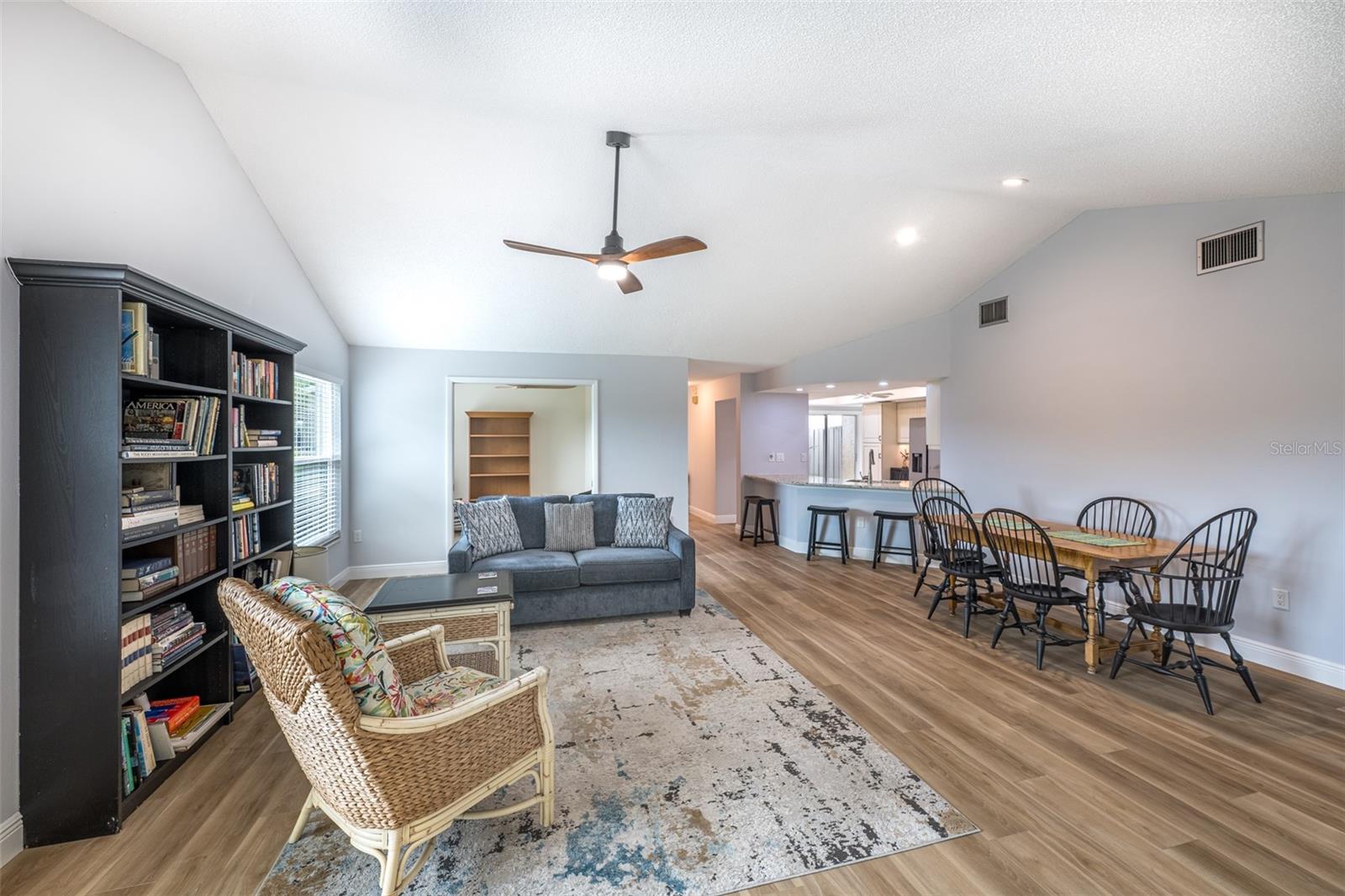 Image 9 of 49 For 3472 Tallywood Circle 7039