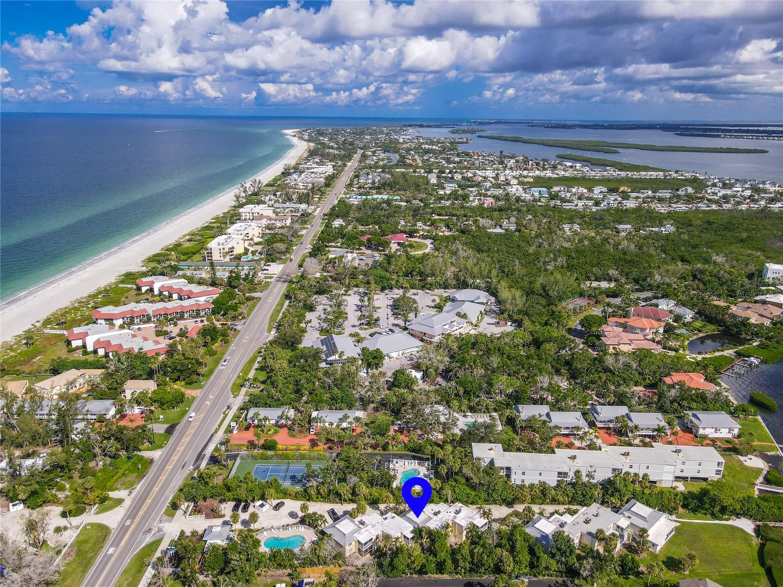 Image 31 of 51 For 5310 Gulf Of Mexico Drive 16